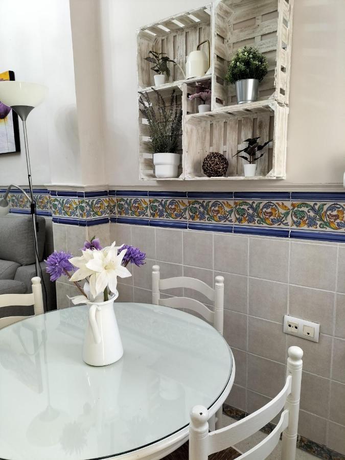Tipico Y Pintoresco Patio De Vecinos, Con Encanto เซบีญา ภายนอก รูปภาพ